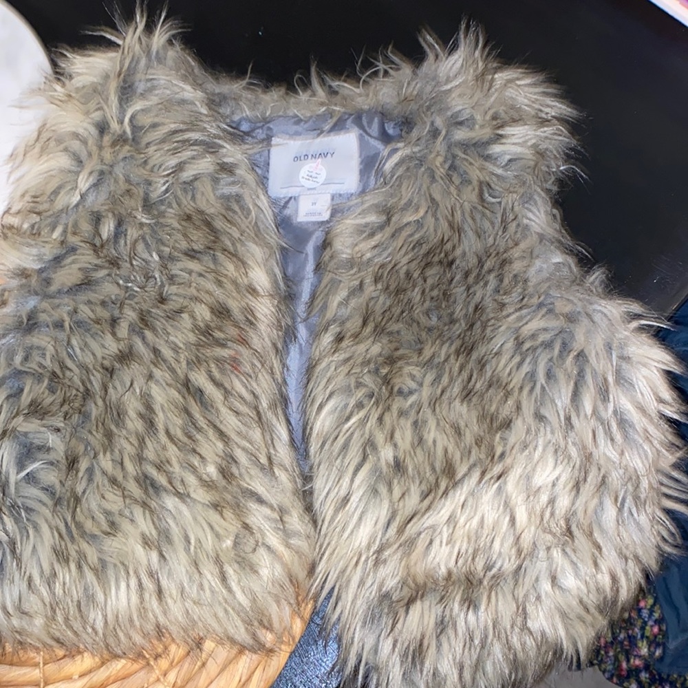 Fur vest